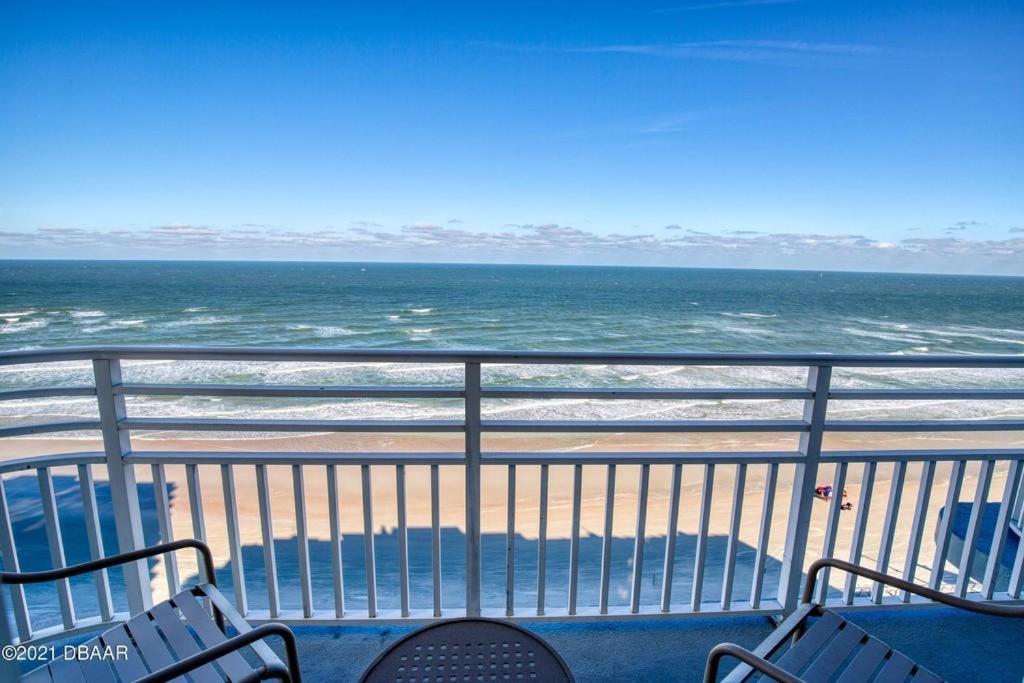 Beachfront Bliss At Ocean Walk Resort - Unit 1701 Daytona Beach Bagian luar foto