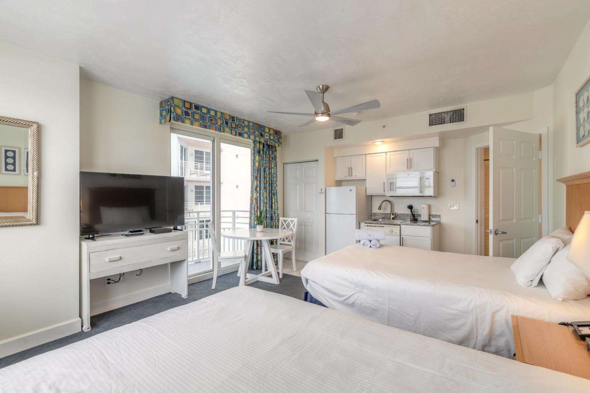 Beachfront Bliss At Ocean Walk Resort - Unit 1701 Daytona Beach Bagian luar foto